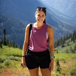 Meet your Posher, Alyssa!